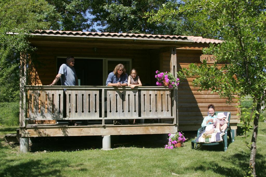 Moulin Des Sandaux Сент-Фуа-ла-Гранд Номер фото